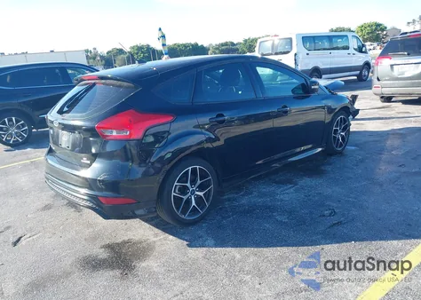 2016 Ford Focus Se z USA, uszkodzony, nr VIN 1FADP3K21GL335411